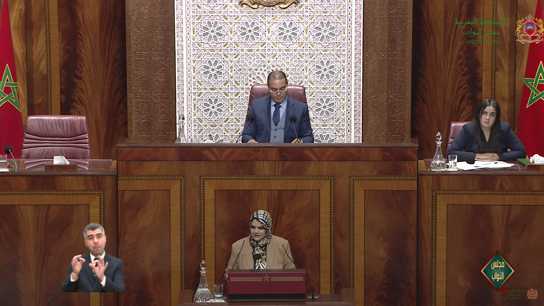 مع اقتراب عيد الأضحى.. البرلمانية السيمو تسائل وزير النقل واللوجيستيك حول إجراءات مواجهة ارتفاع أسعار تذاكر النقل 