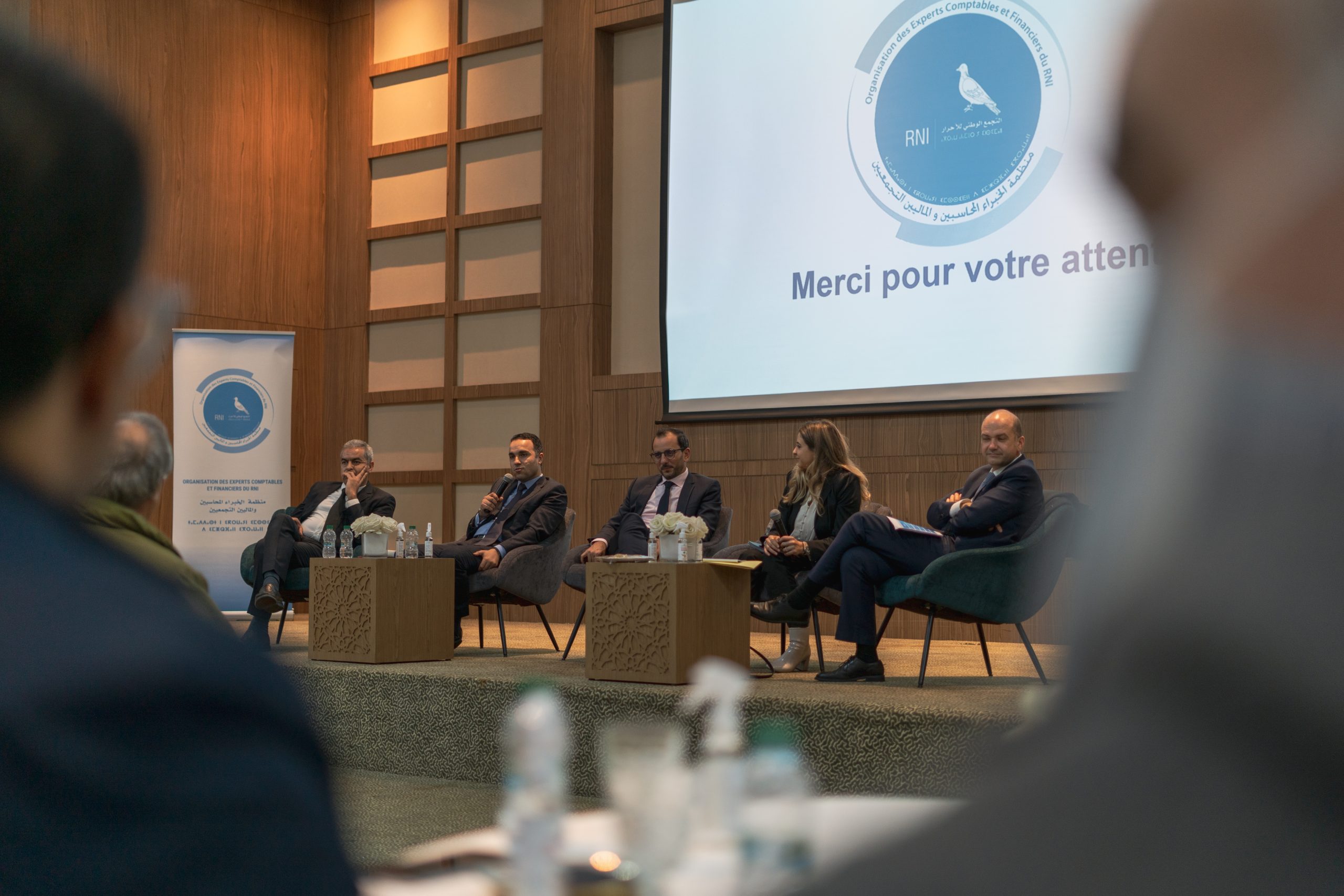 منظمة الخبراء المحاسبين والماليين التجمعيين تقارب الأولوية الاجتماعية وتدابير الانتعاش الاقتصادي في قانون مالية 2022