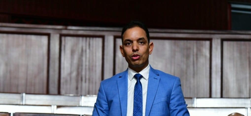 شيري يثمن مجهودات الحكومة في ورش الأمازيغية ويطالب بتفعيلها في جل مناحي الحياة اليومية