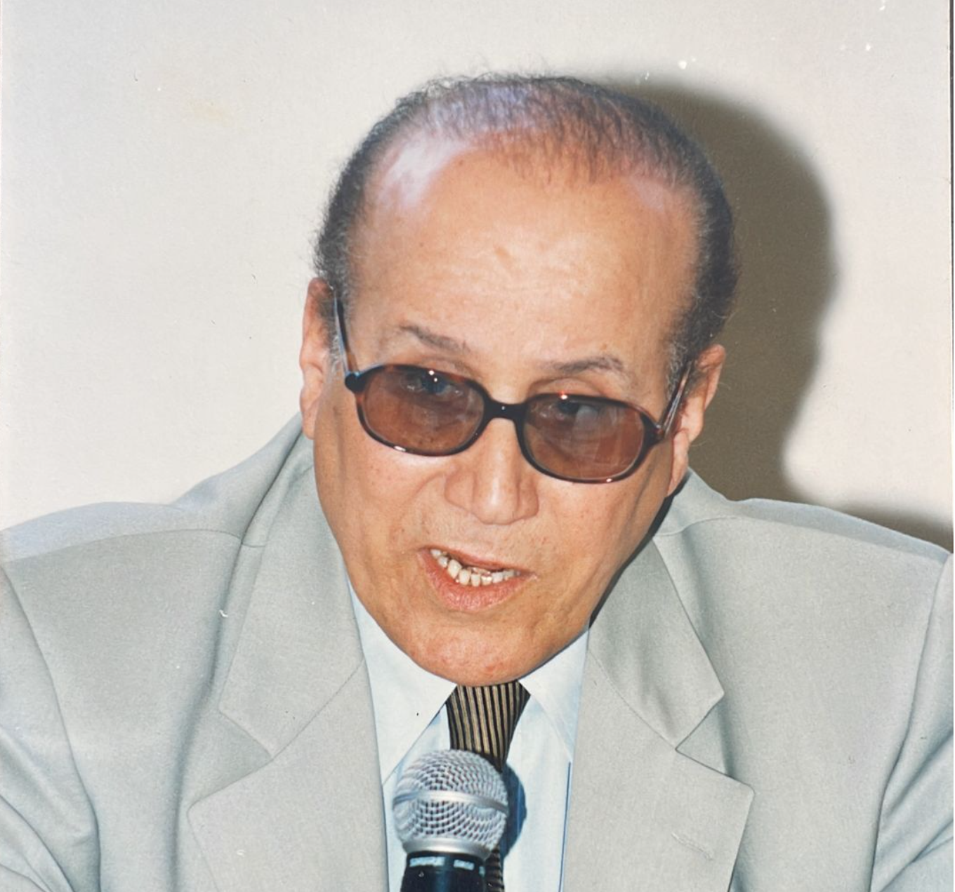 تعزية في وفاة حدو الشيكر أحد مؤسسي التجمع الوطني للأحرار