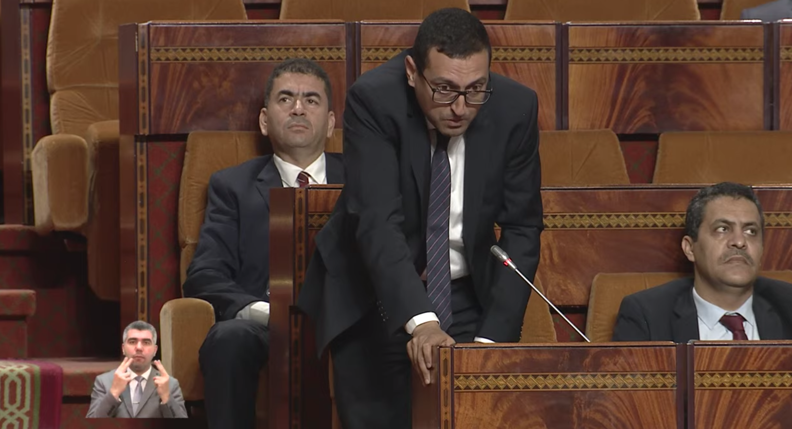 الأزمة العالمية.. فريق “الأحرار” بمجلس النواب يدعو الحكومة لبذل مجهود إضافي لتحويل الأزمة إلى فرصة