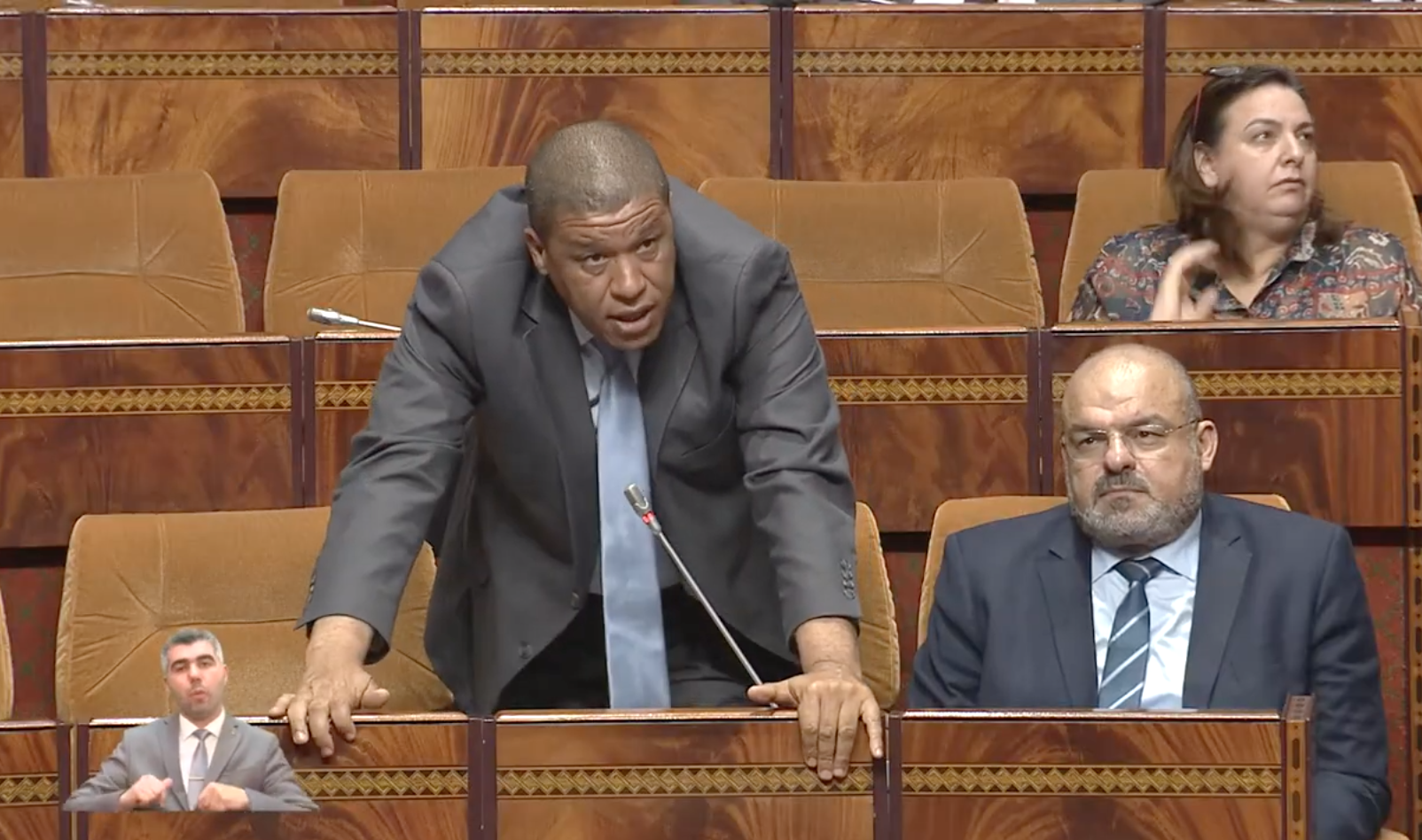 الزمزامي: يجب الارتقاء بمستوى الموارد البشرية بالمجالس الجهوية وتكوينها