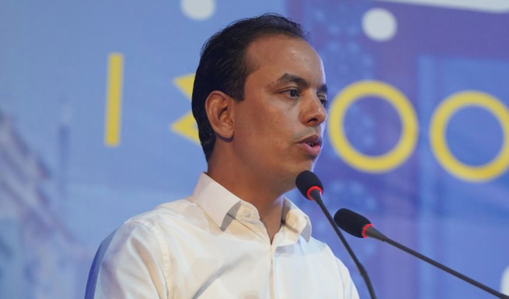 شيري: لا نقبل الدروس ممن فشل في إقناع المواطنين في 8 شتنبر والحكومة ماضية في تنفيذ التزاماتها