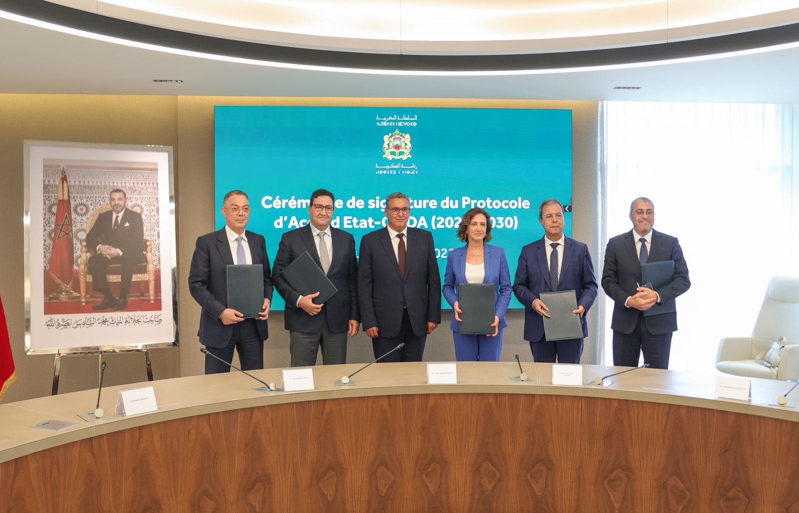 رئيس الحكومة يترأس مراسيم التوقيع على بروتوكول اتفاق بين الحكومة والمكتب الوطني للمطارات بقيمة استثمارية تبلغ 38 مليار درهم