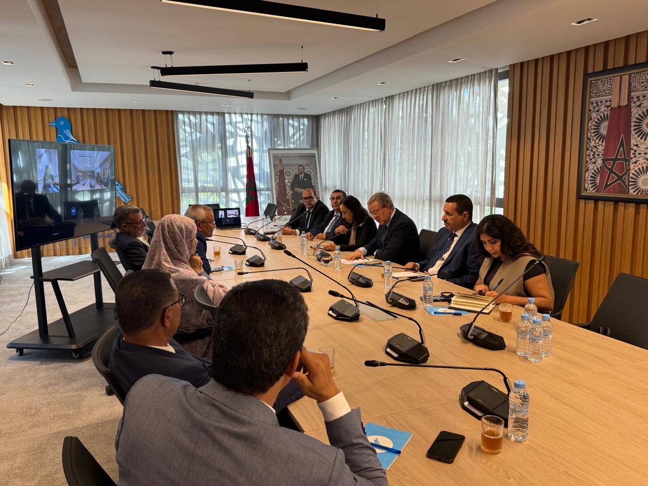 الأحرار يطلقون من الداخلة سلسلة ندوات وأنشطة جهوية احتفاءً بالذكرى الخمسين المسيرة الخضراء