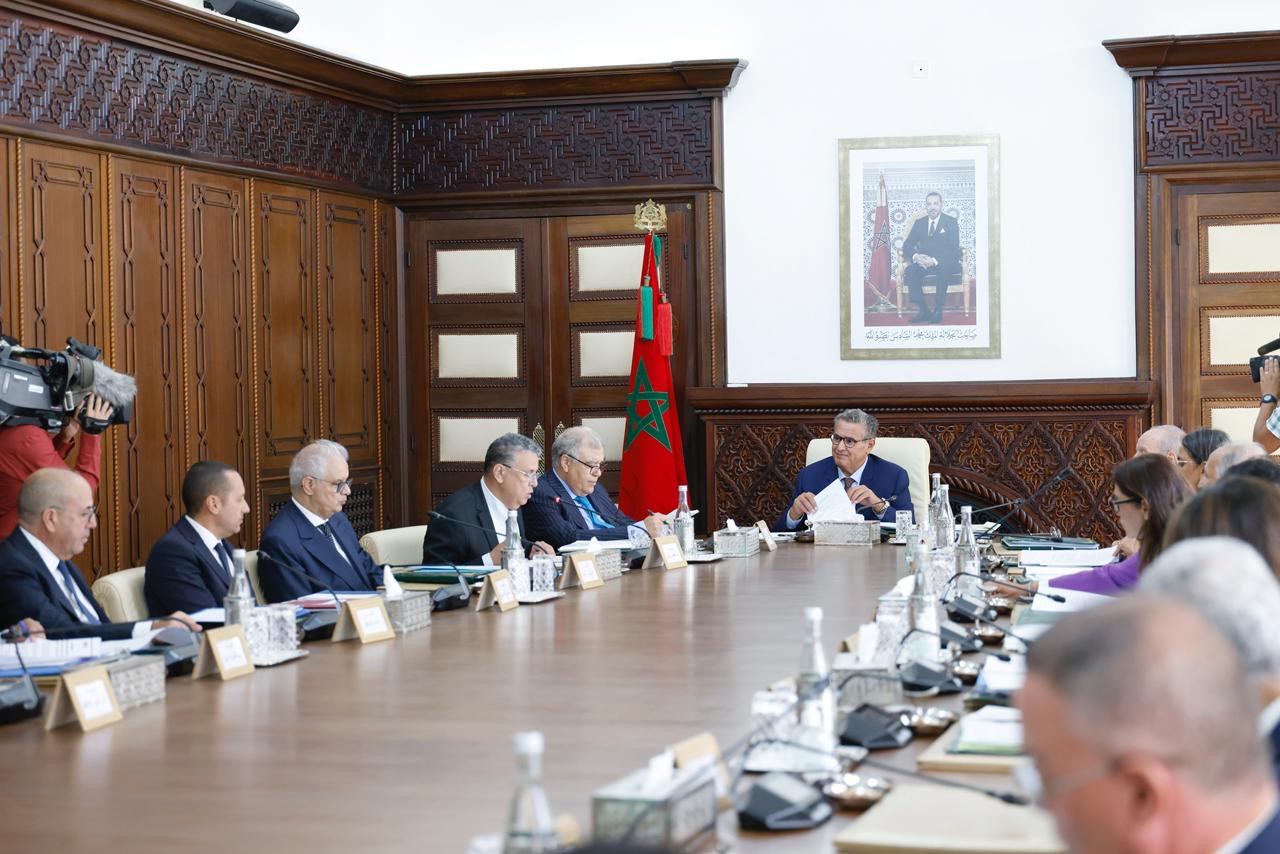 مجلس الحكومة يصادق على مشروع قانون يتعلق بتعويض المصابين في حوادث العربات البرية ذات محرك