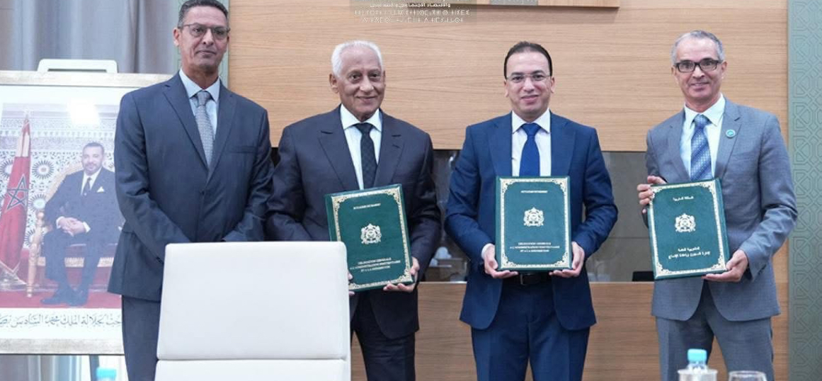 السعدي يوقع برنامج العمل لسنة 2025 الخاص بتكوين السجناء في مجال حرف الصناعة التقليدية