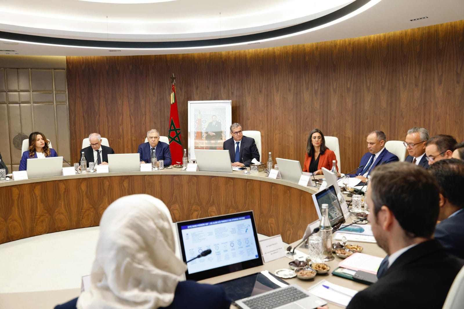 رئيس الحكومة يترأس اجتماع لجنة القيادة المكلفة بـ “عرض المغرب” في مجال الهيدروجين الأخضر