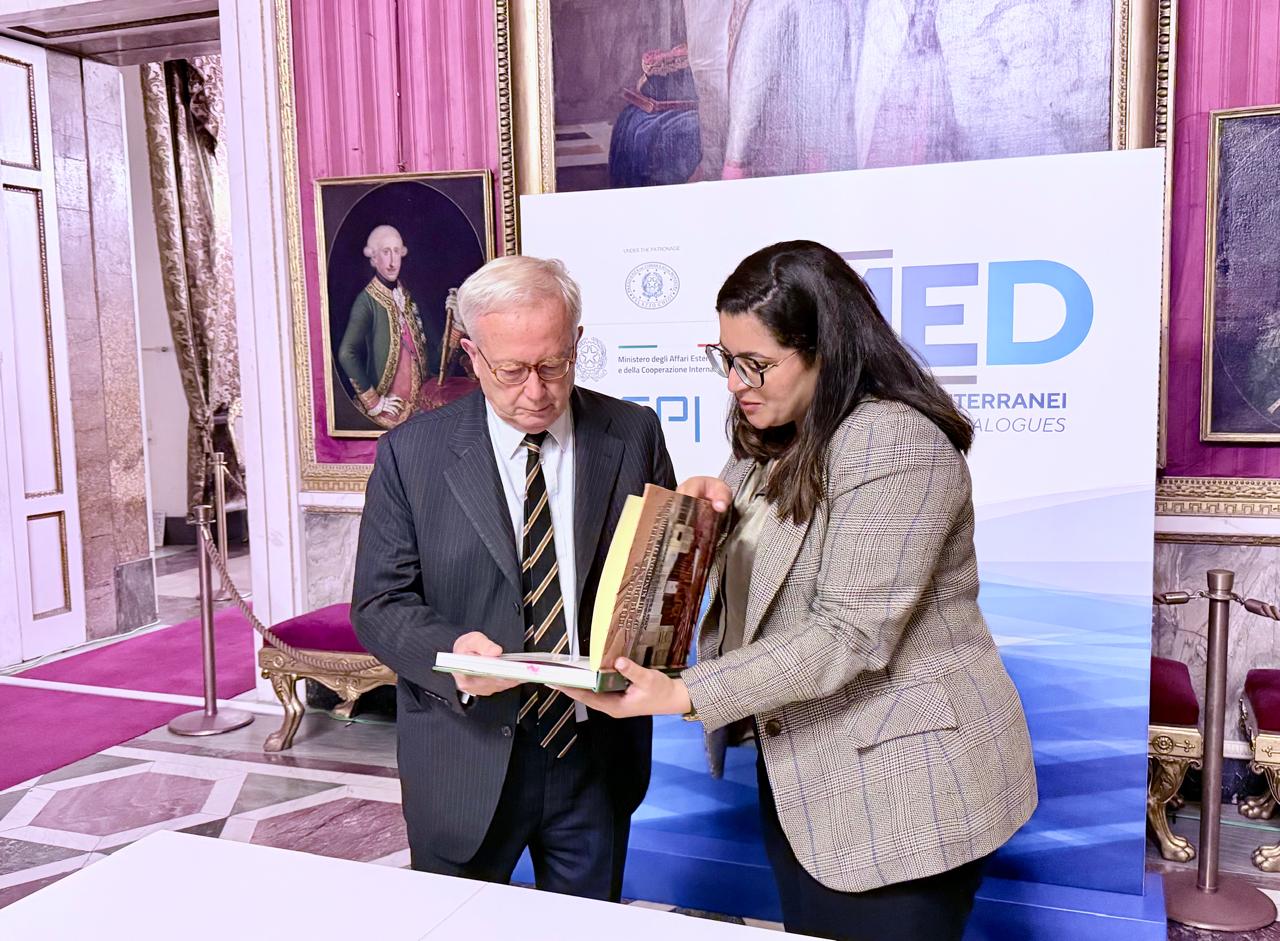 بنعزيز تشارك في أشغال منتدى الحوارات المتوسطية بإيطاليا