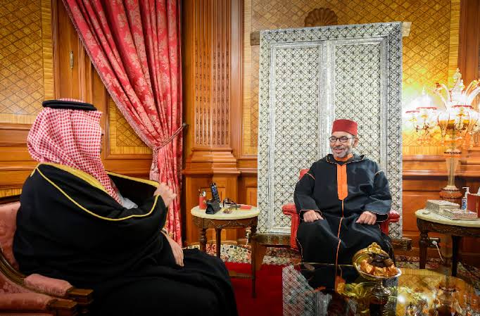 جلالة الملك يستقبل بالدار البيضاء مبعوثا من خادم الحرمين الشريفين ومن ولي عهد المملكة العربية السعودية حاملا رسالة شفوية لجلالته 