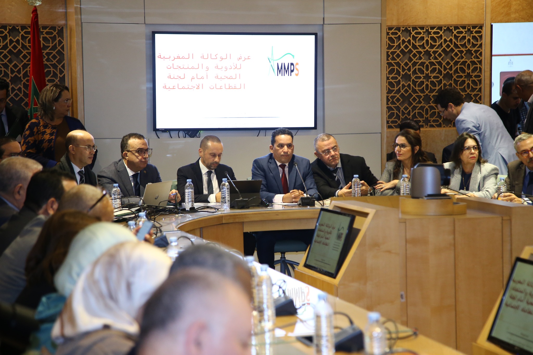 التهراوي: اقتناء الأدوية يتم حصرا في إطار القانون.. والصفقات العمومية تبرم مع شركات خاضعة للقانون التجاري
