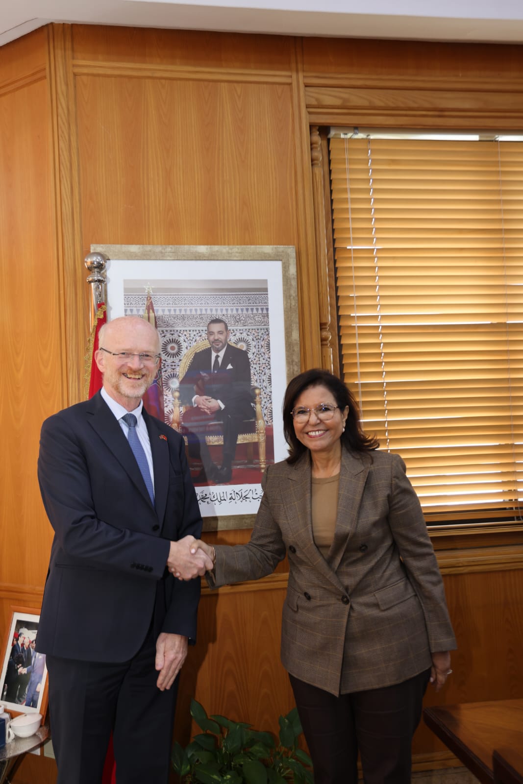 بحث سبل التعاون الثنائي في مجال الصيد البحري محور مباحثات الدريوش وسفير النرويج بالمغرب
