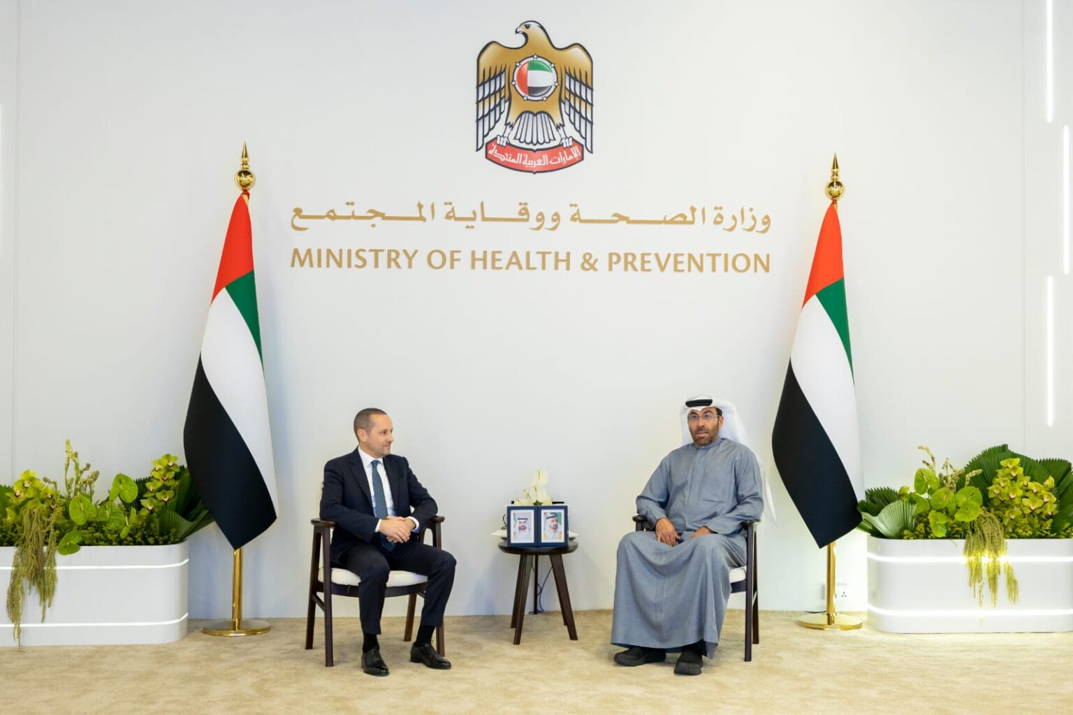 التهراوي يبحث مع نظيره الإماراتي آفاق التعاون الثنائي في المجالات الصحية الاستراتيجية