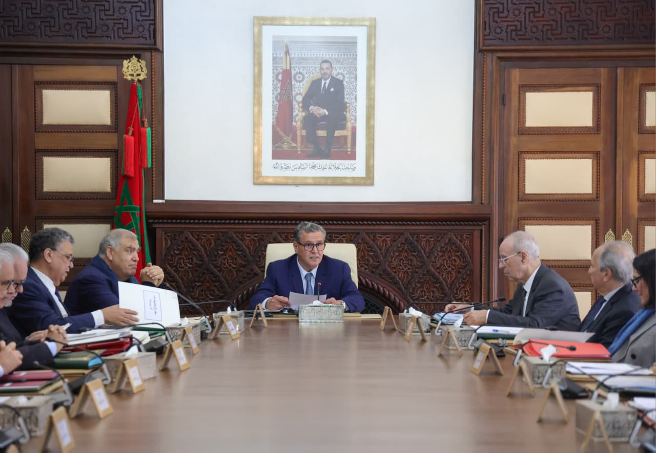 الحكومة تصادق على مشروع قانون لإعادة تنظيم المجلس الوطني للصحافة