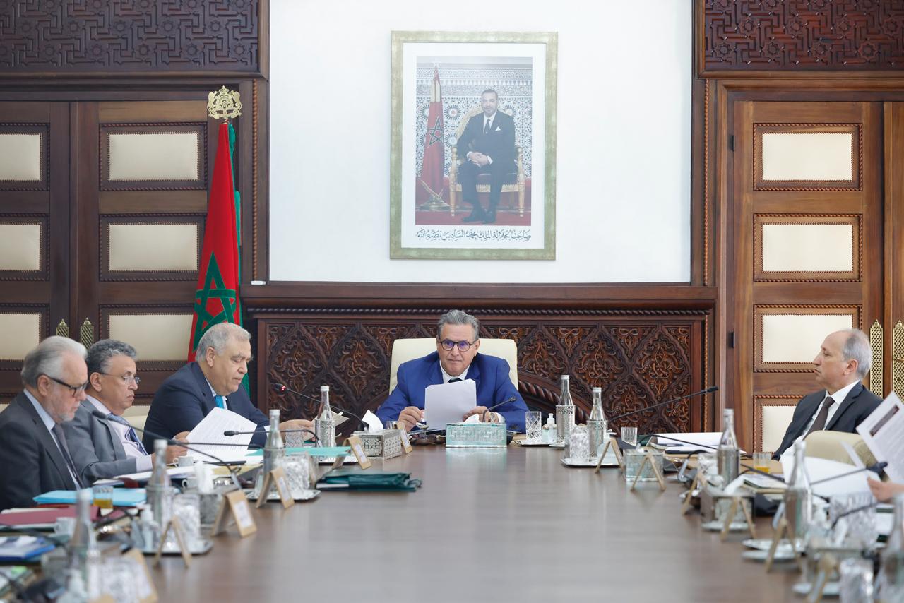 مجلس الحكومة يصادق على مشروع مرسوم لتحديد شروط دعم لوائح الترشيح المقدمة من لدن مترشحين شباب