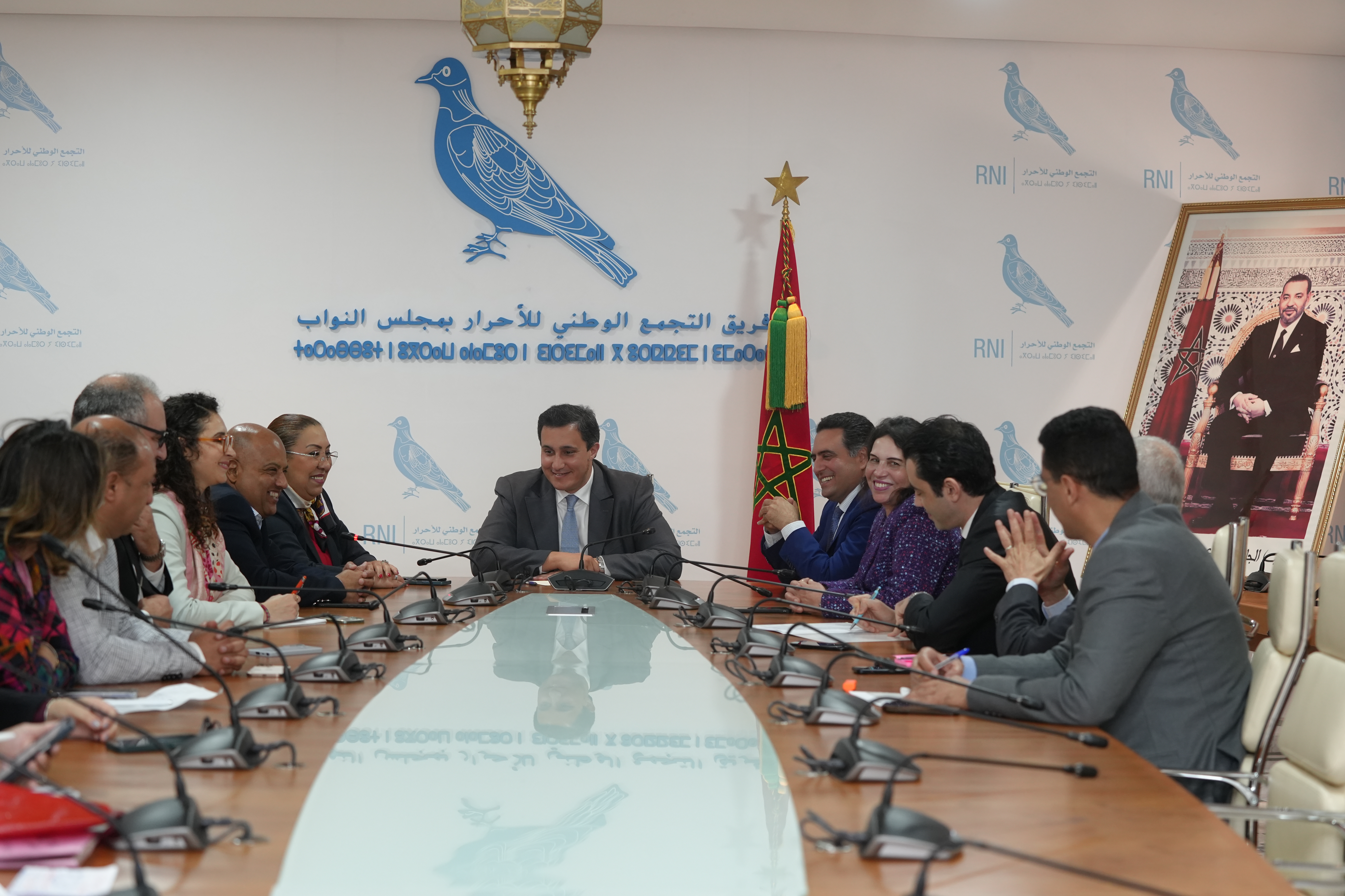 فريق التجمع الوطني للأحرار بمجلس النواب يستقبل ممثلي صيادلة المغرب لمناقشة قضايا المهنة